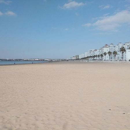 Primera Linea De Playa En Valdelagrana 엘푸에르토데산타마리아 외부 사진